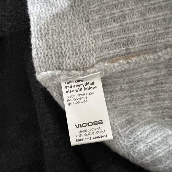 Vigoss Sweater Size Medium Colorblock V Neck Knit Cozy Pullover Long Sleeve Tan - Picture 6 of 10